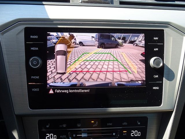Passat Variant 2.0 TDI DSG - LED / Navi