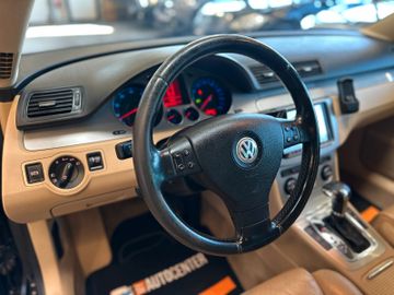 MYAUTOCENTER – Gebraucht- und Jahreswagen mit Werkstattservice in Pfaffenhofen Volkswagen Passat Variant V6 FSI *4Motion*Navi*Xenon*TÜV*