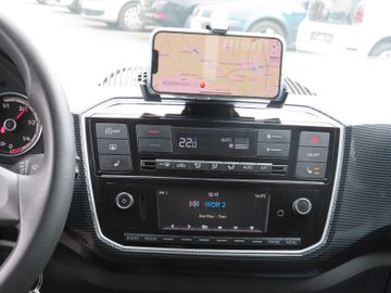 Fahrzeugabbildung Volkswagen move up! GRA KAMERA PDC SITZH. CLIMATR. 1.HD