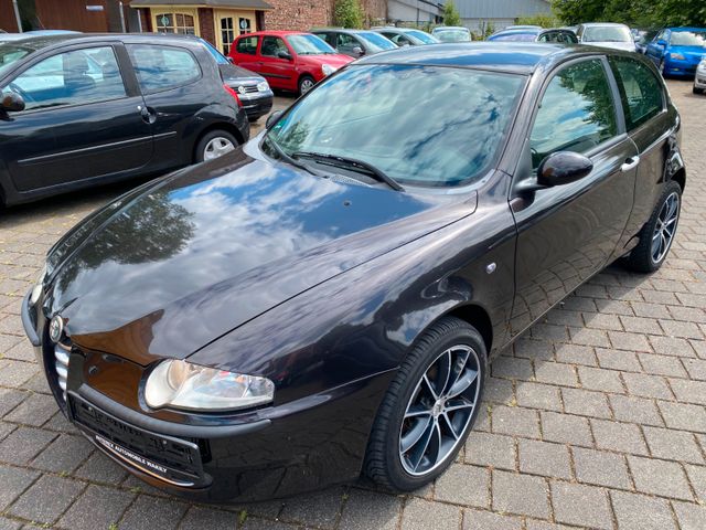 Alfa Romeo 147 1.6 T.Spark Distinctive / KEIN TÜV!