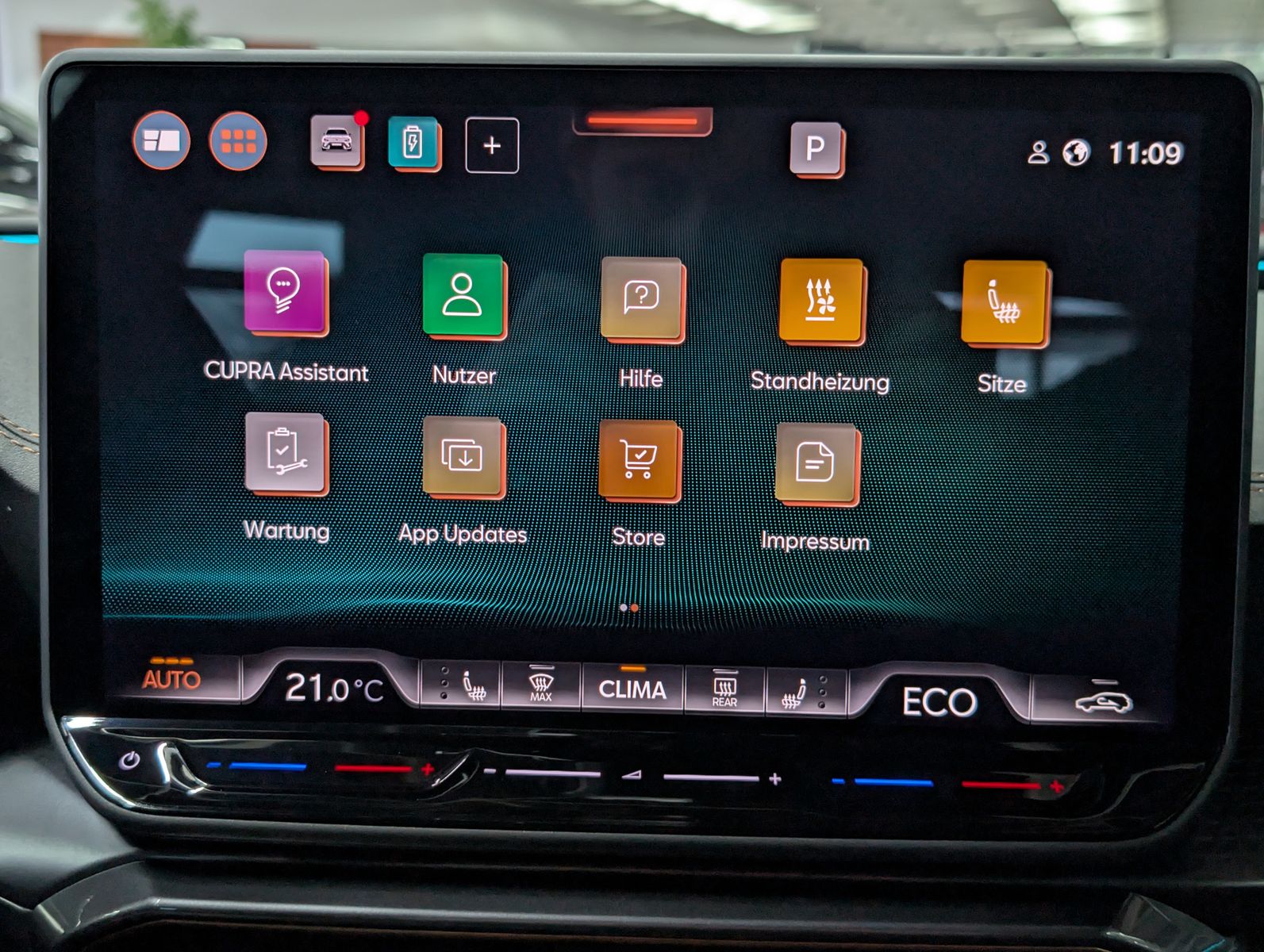 Fahrzeugabbildung CUPRA Leon 1.5 e-Hybrid PLUG-IN LED INTELIG-DRIVE EDGE