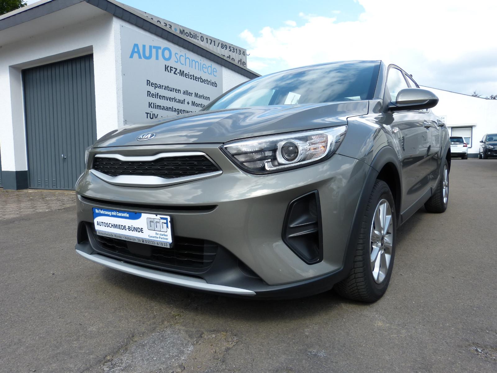 Kia Stonic   Edition 7   aus 2.Hand