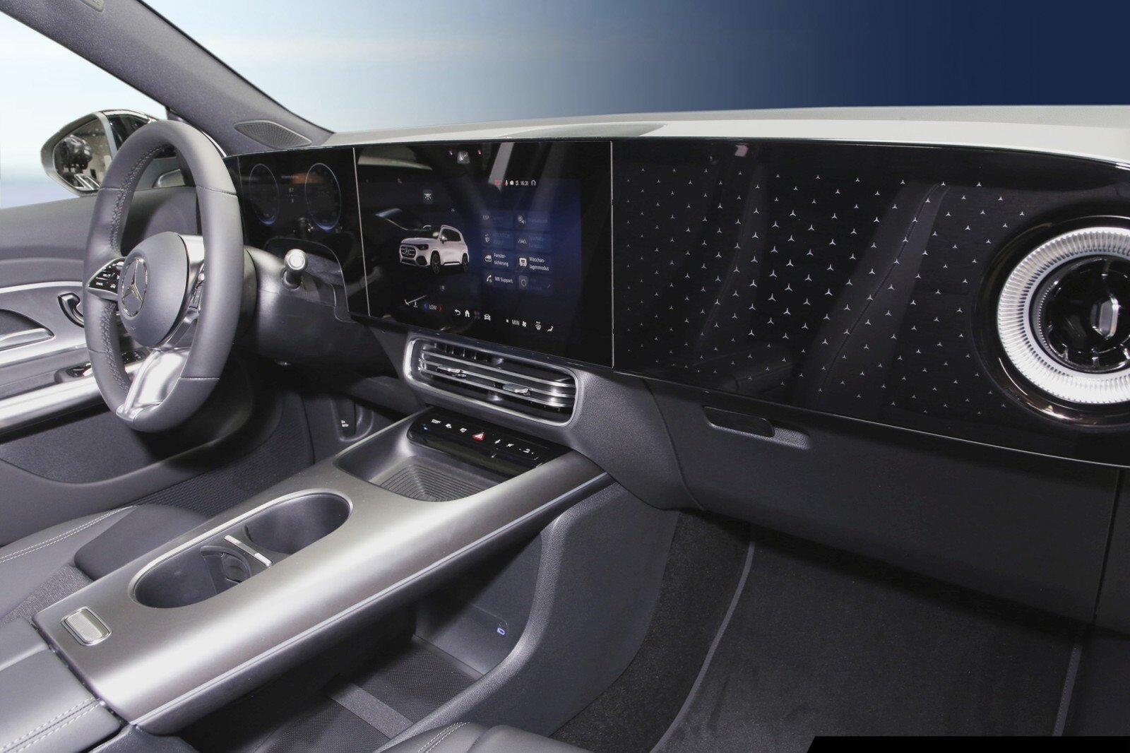 Mercedes-Benz GLB 200 EQ Progressive/360°/Pano/Night/Memory