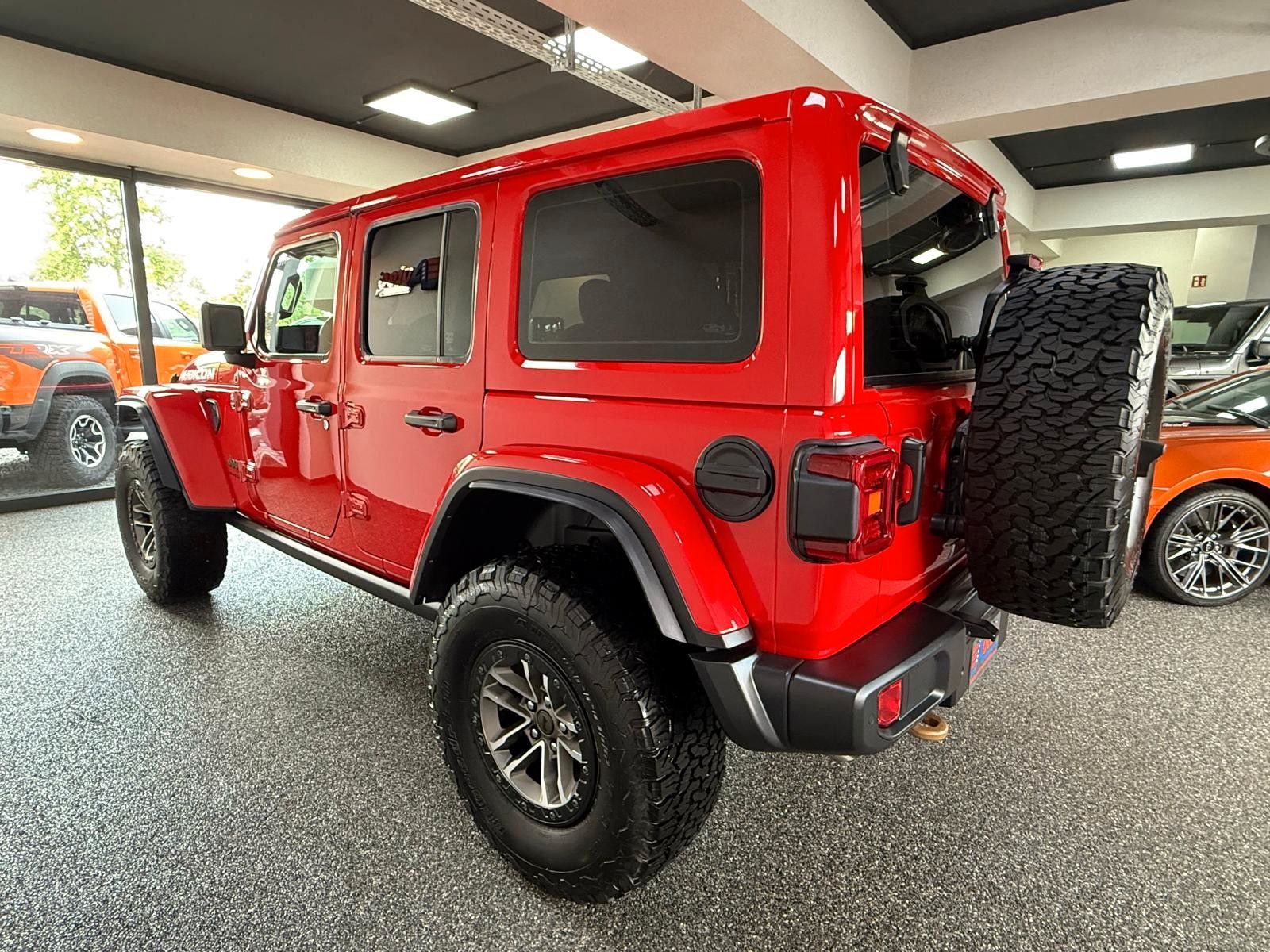 Fahrzeugabbildung Jeep RUBICON 392-6.4L HEMI V8-AHK 3500KG-35"