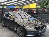 BMW 730d Lim xDrive/HUD/360-KAMERA/MASSAGE - BMW 730: Limousine, 730d