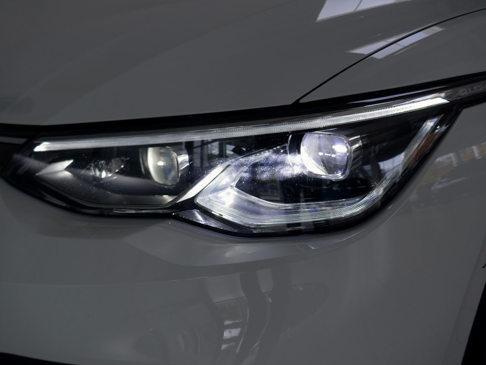 Fahrzeugabbildung Volkswagen Golf VIII Active 2.0 TDI DSG | LED AHK RFK ACC