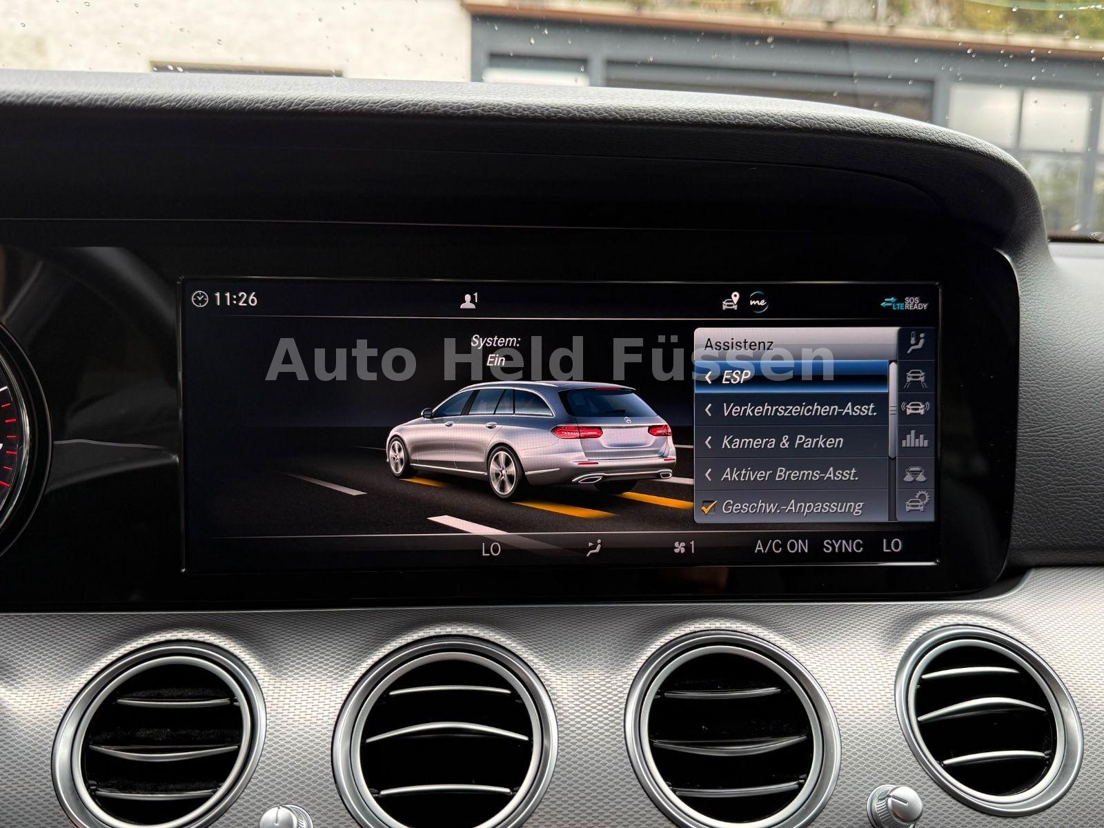 Mercedes-Benz E200 T Aut Navi 360° Distr Standhzg TTW LED