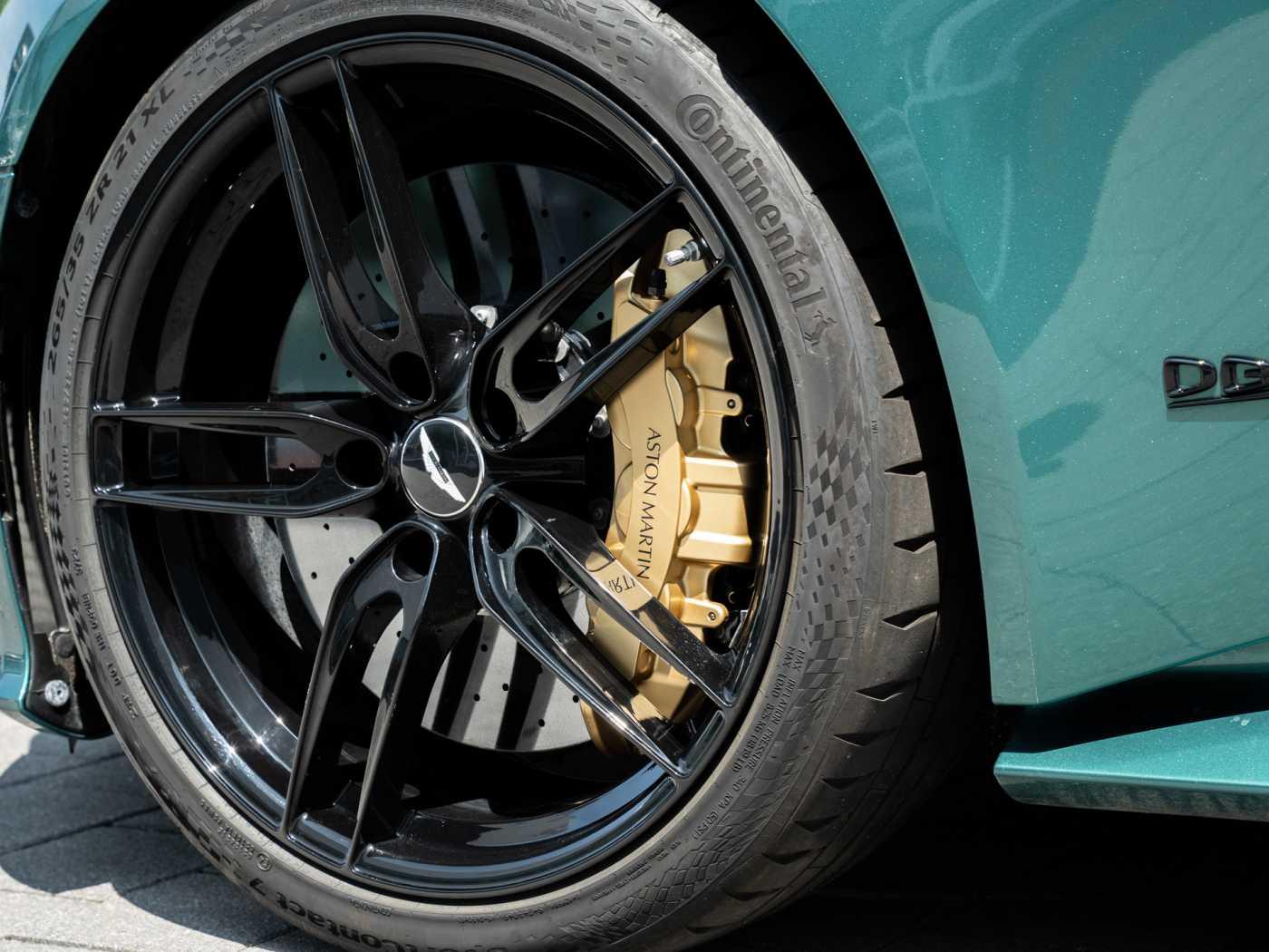 Car Image 21