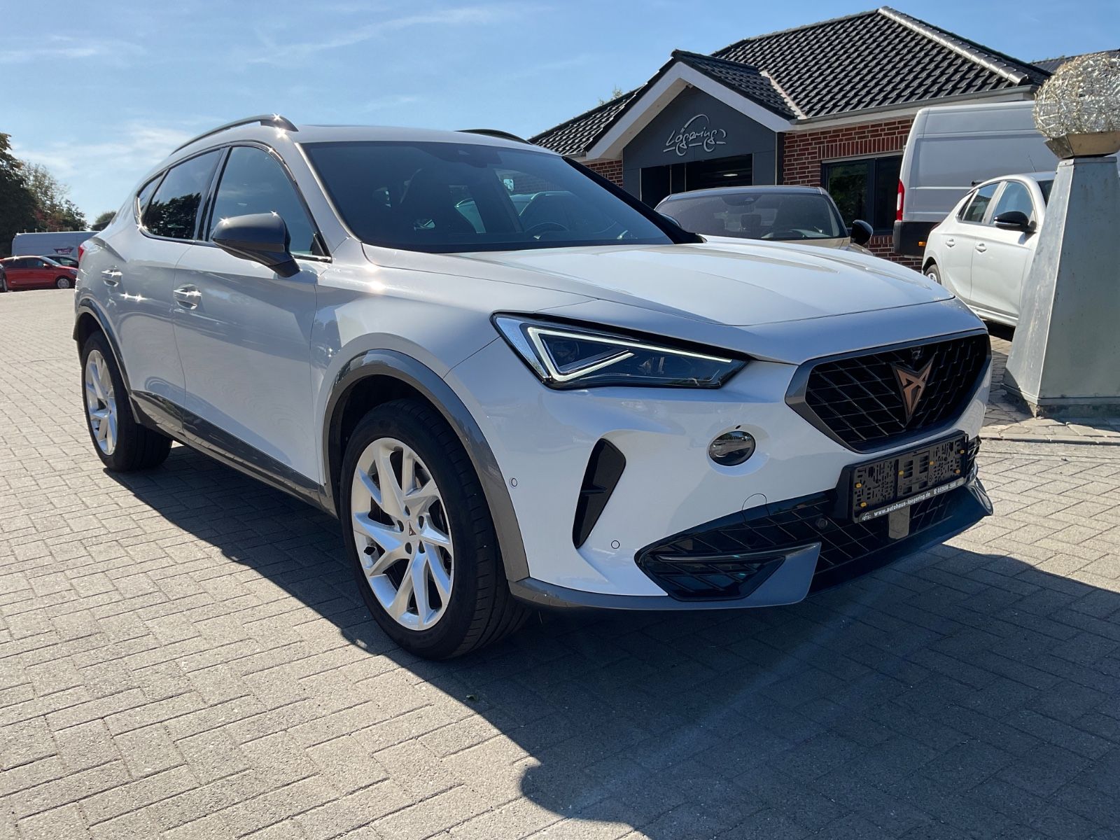Fahrzeugabbildung CUPRA Formentor 1.4 eHYBRID,Panorama,Navi,Kamera,Matri