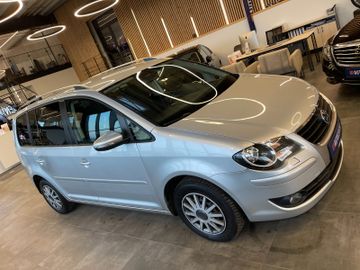 Volkswagen Touran Freestyle *7SITZER*SHZ*TEMPOMAT*NAVI*PDC*