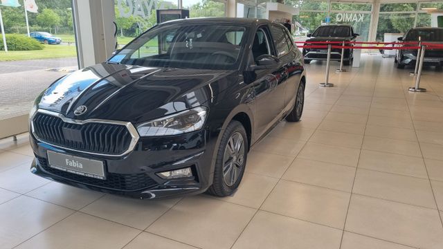 Skoda Fabia 1.0 TSI Tour, AHK
