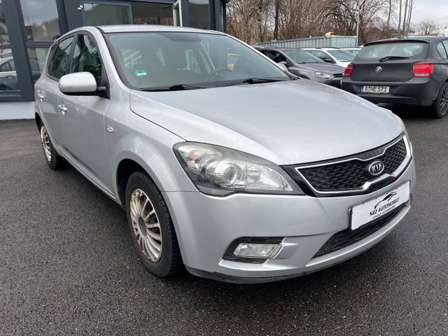 Kia cee'd / Ceed