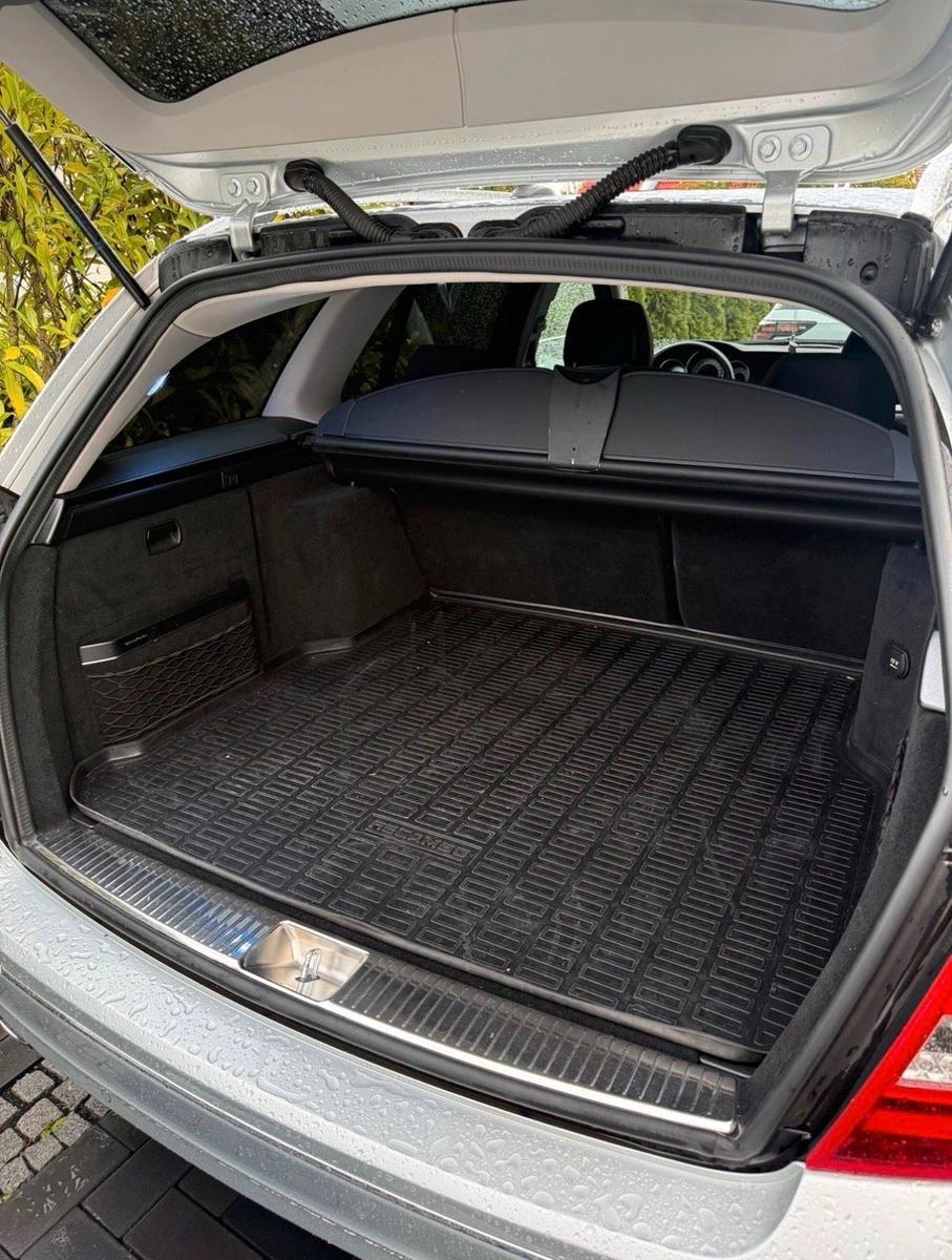 Mercedes-Benz 220 2011 — photo 6