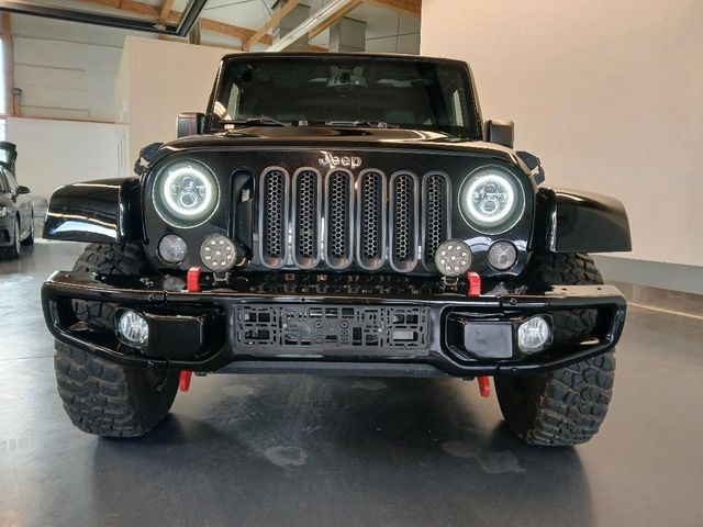 Jeep Wrangler Sahara Alpine Sound  OFF-ROAD