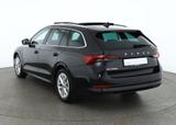 Skoda Octavia Combi 2.0 TDI DSG LED Navi Panorama ACC - scheckheftgepflegte Skoda Octavia