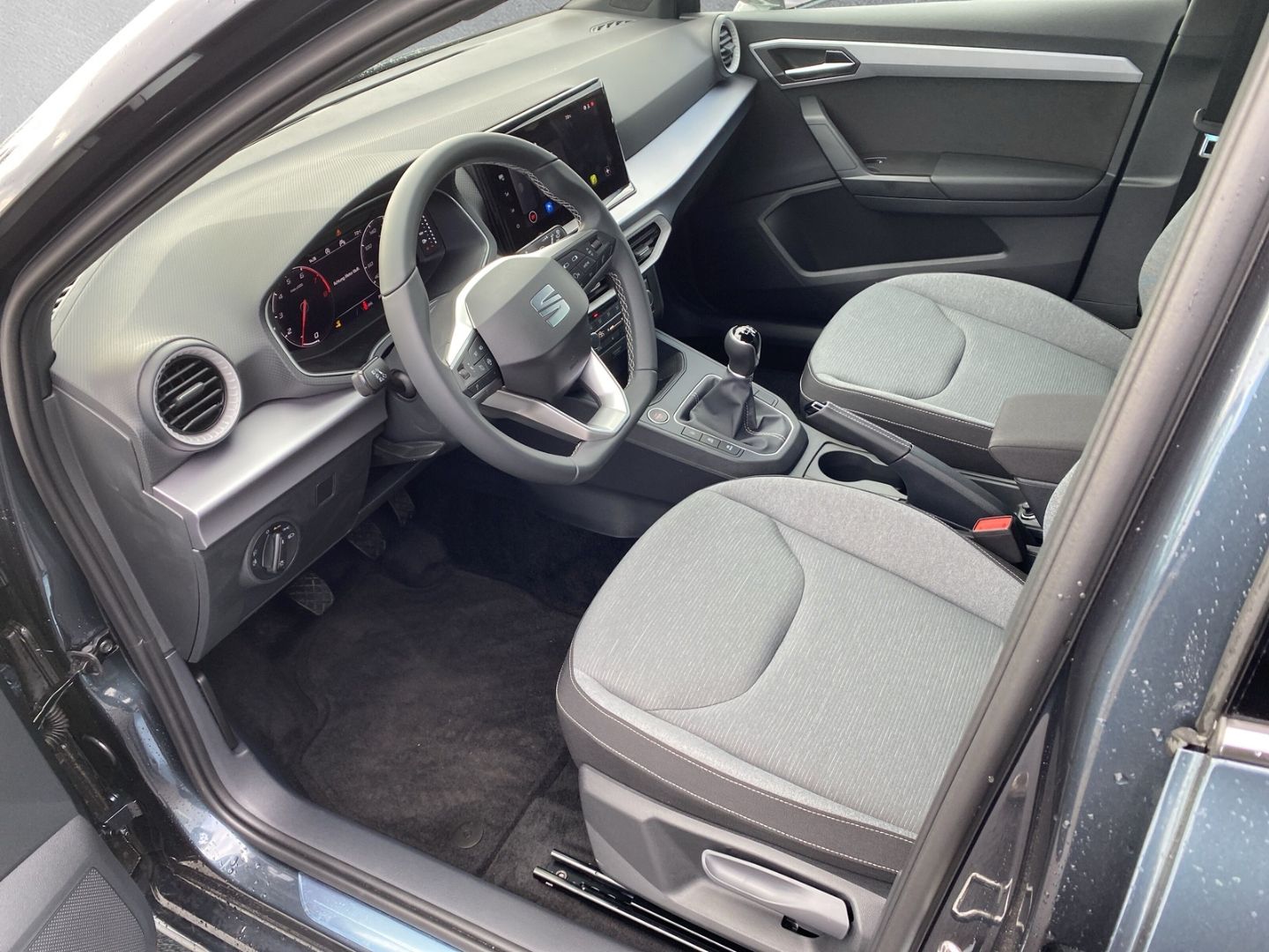 Fahrzeugabbildung SEAT Ibiza XCellence 1.0 TSI*NAVI*PDC*CAM*LED*TEMP*
