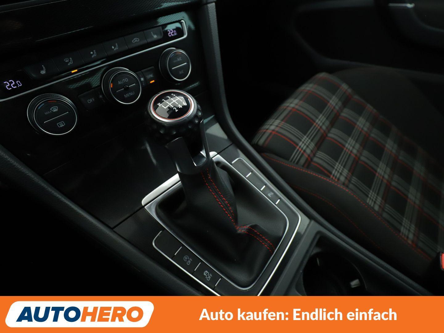 Volkswagen Golf VII 2.0 TSI GTI BlueMotion Tech*XENON*NAVI*