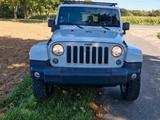 Jeep Wrangler 3.6l V6 Unlimited Sahara Automatik ... - Jeep Wrangler mit Benzin-Antrieb: Geländewagen, Automatik