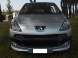 Peugeot 1007 turbo diesel - Peugeot 1007 aus 2007