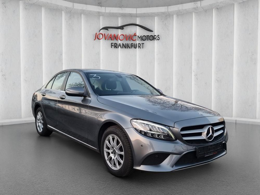 Mercedes-Benz C 180d 9G-tronic,NAVI,MFLR,SHZ,RFK,LED*3