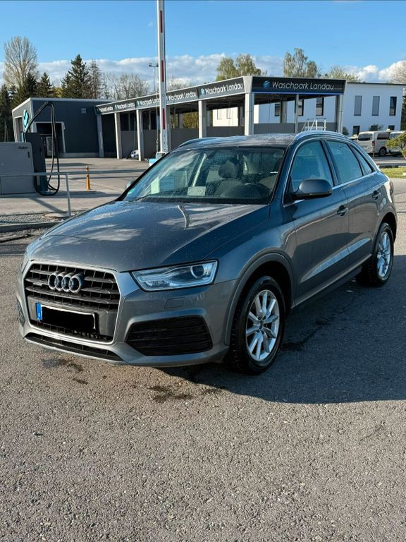 Image of Audi Q3