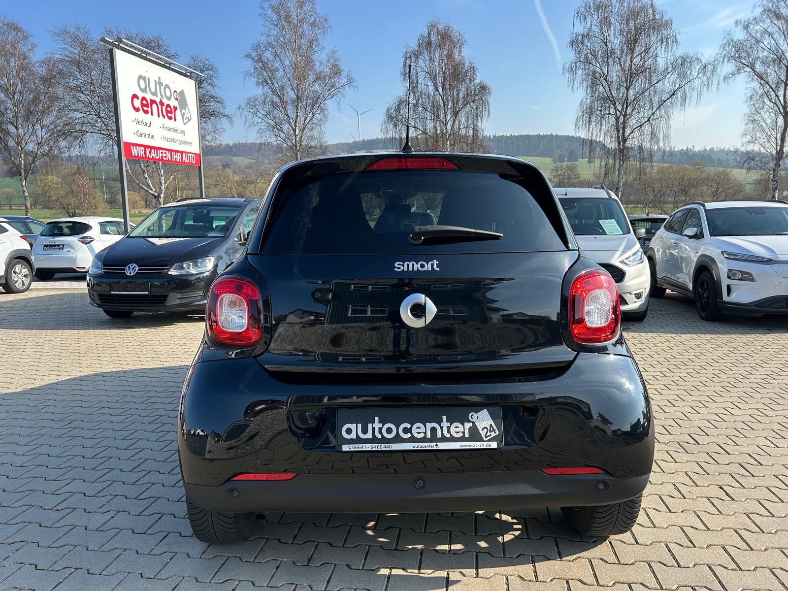 Fahrzeugabbildung Smart ForFour°Sitzheizung°PDC°Klimaauto.°2.Hand°