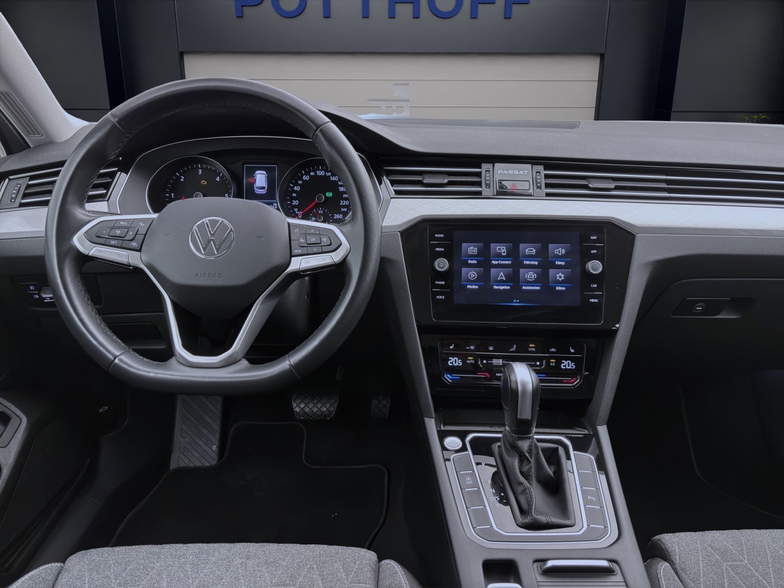 Volkswagen Passat Variant - Bild 14