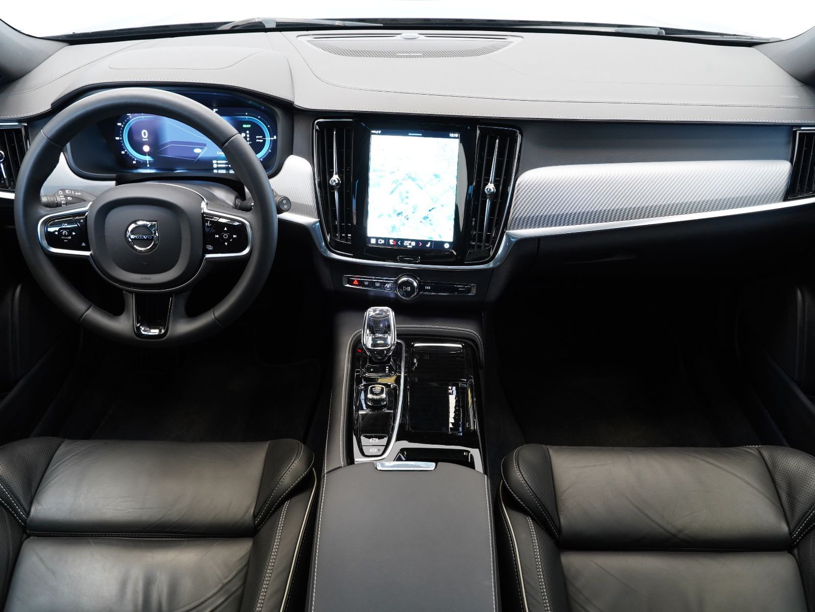 Fahrzeugabbildung Volvo V90 T6 AWD Recharge Plug-In Plus Dark