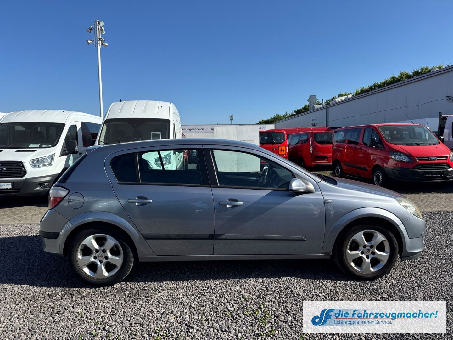 Fahrzeugabbildung Opel Astra H Sport Temp PDC HÄNDLER AUTO Alu Sportfah