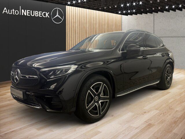 MERCEDES-BENZ GLC 300 4M AMG LineAdvanced Plus/360°/Trittbrett