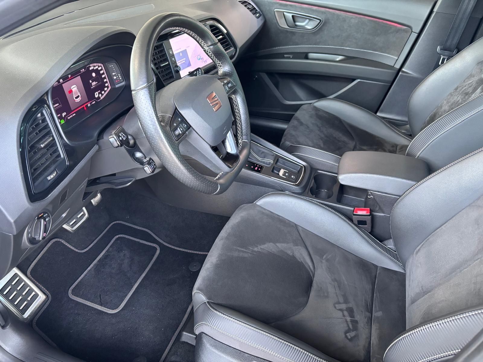 Fahrzeugabbildung SEAT Leon ST Cupra 300 Allrad KLIMA LED NAVI ALU