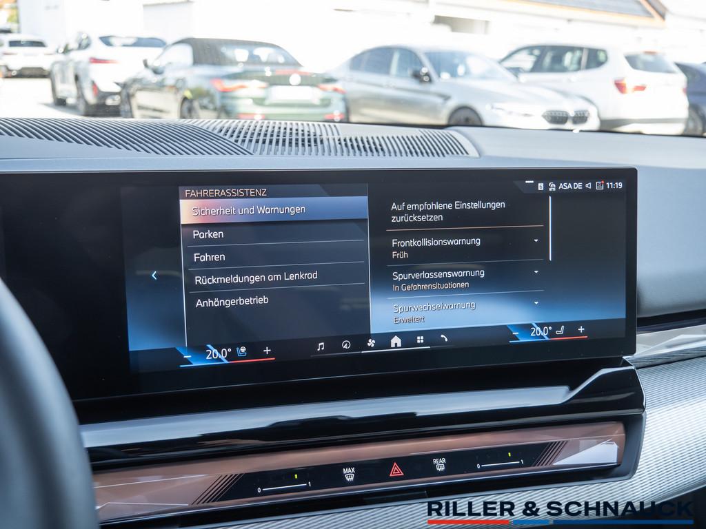 BMW 530e M-Sport NAVI AHK ACC HUD SITZBELÜFTUNG 360°