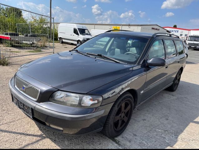 Volvo V70 2.4 Comfort