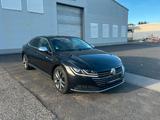 Volkswagen Arteon 2.0 TDI SCR 176kW DSG 4MOTION Elegance - Volkswagen Arteon in Mönchengladbach