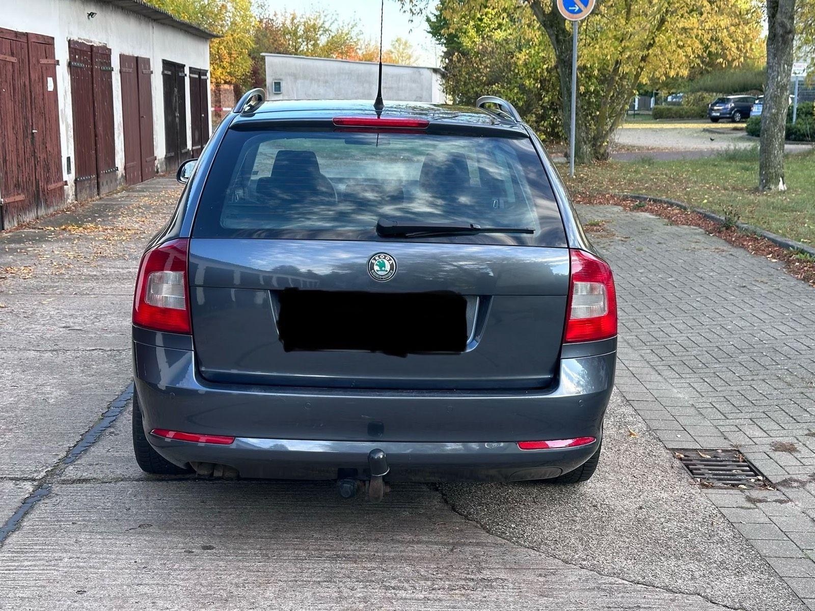 Skoda Octavia 2010 — photo 6