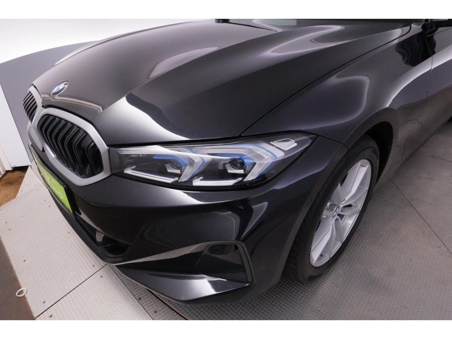 BMW 3 Series i Touring Steptronic+LED+NAVI+VIRTUAL+KAMERA, миниатюра 12