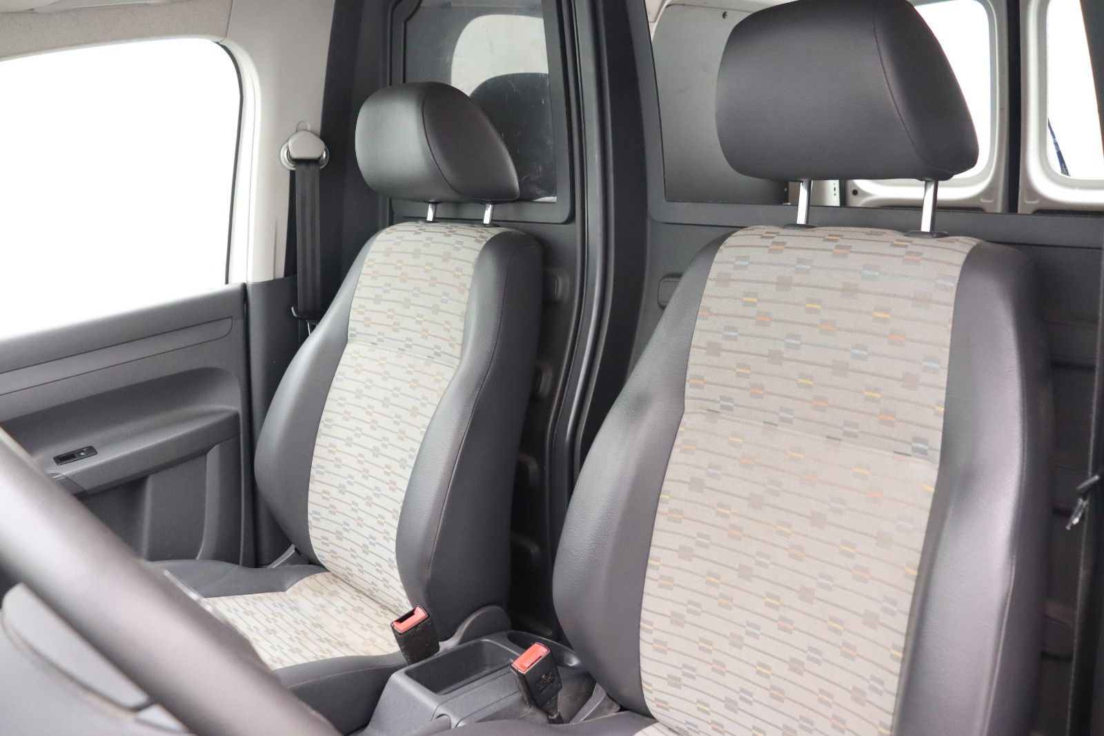 Fahrzeugabbildung Volkswagen Caddy 1.6 Kastenwagen