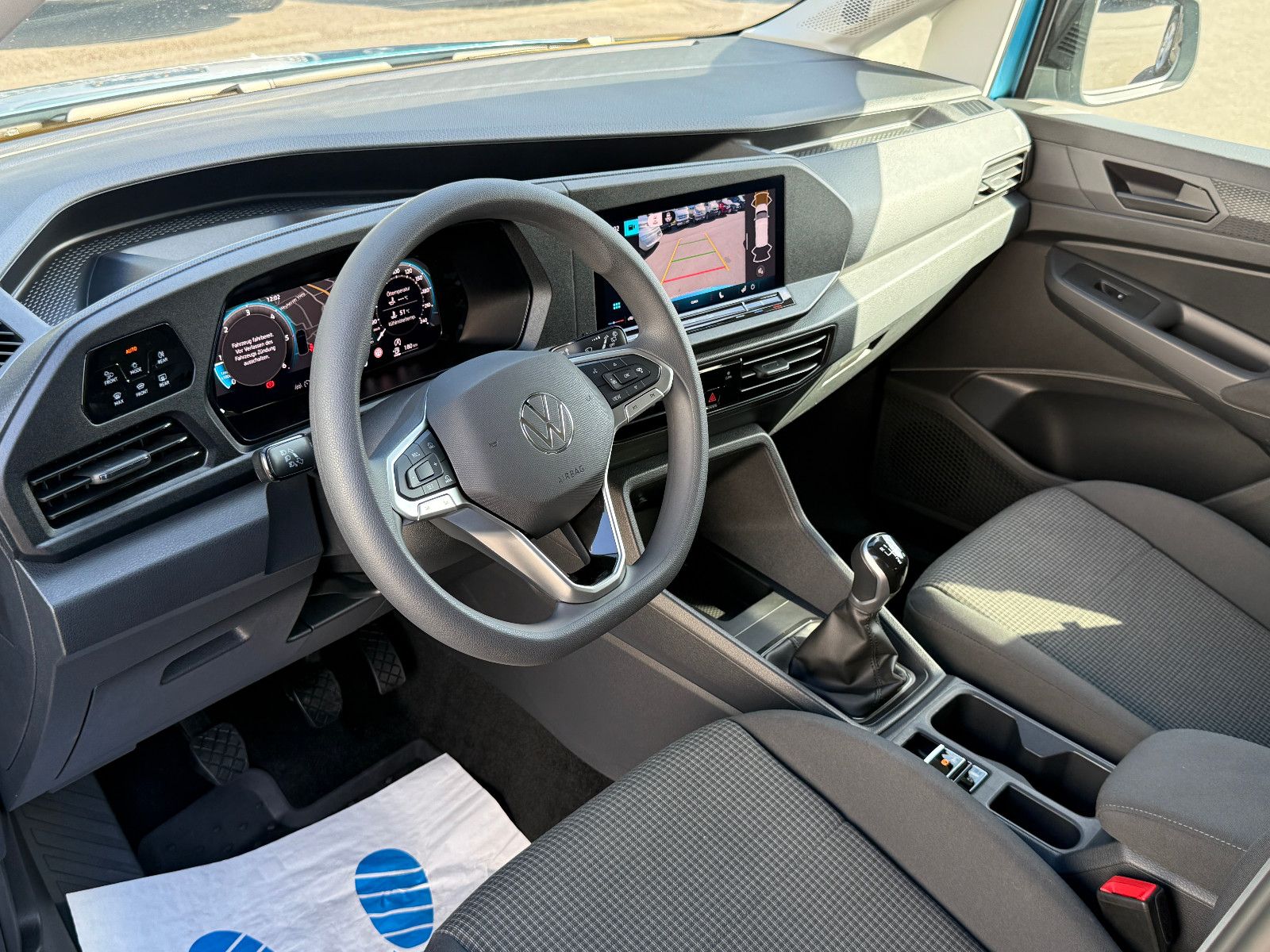 Fahrzeugabbildung Volkswagen Caddy 2.0 TDI Navi GRA LED SHZ Rückfahrkamera