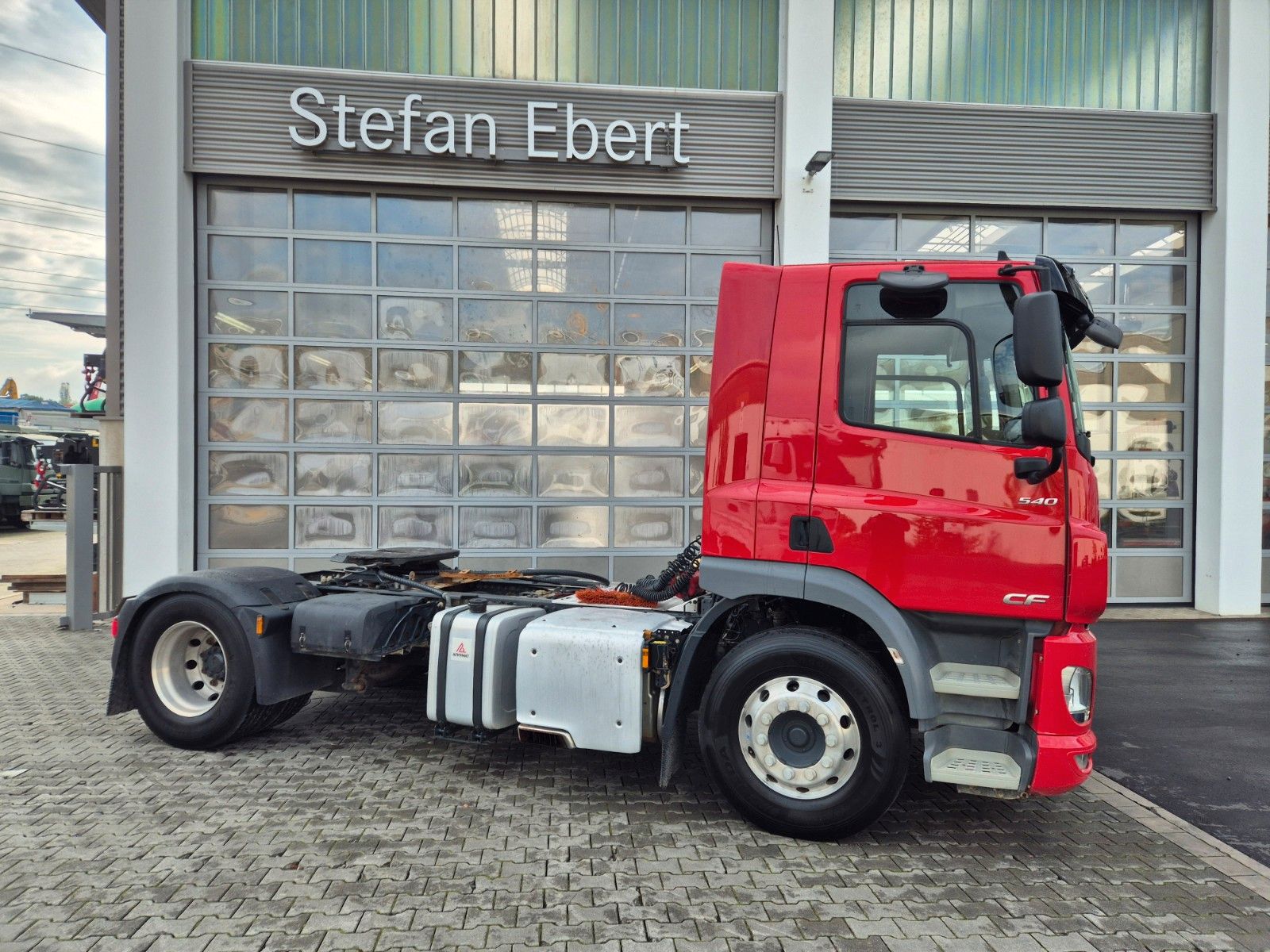 Fahrzeugabbildung DAF CF 450 FT 4x2 Hydraulik Alu-Felgen