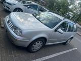 Volkswagen Golf 1.6 Trendline Variant KOMBI - Volkswagen Golf aus 2005: Variant