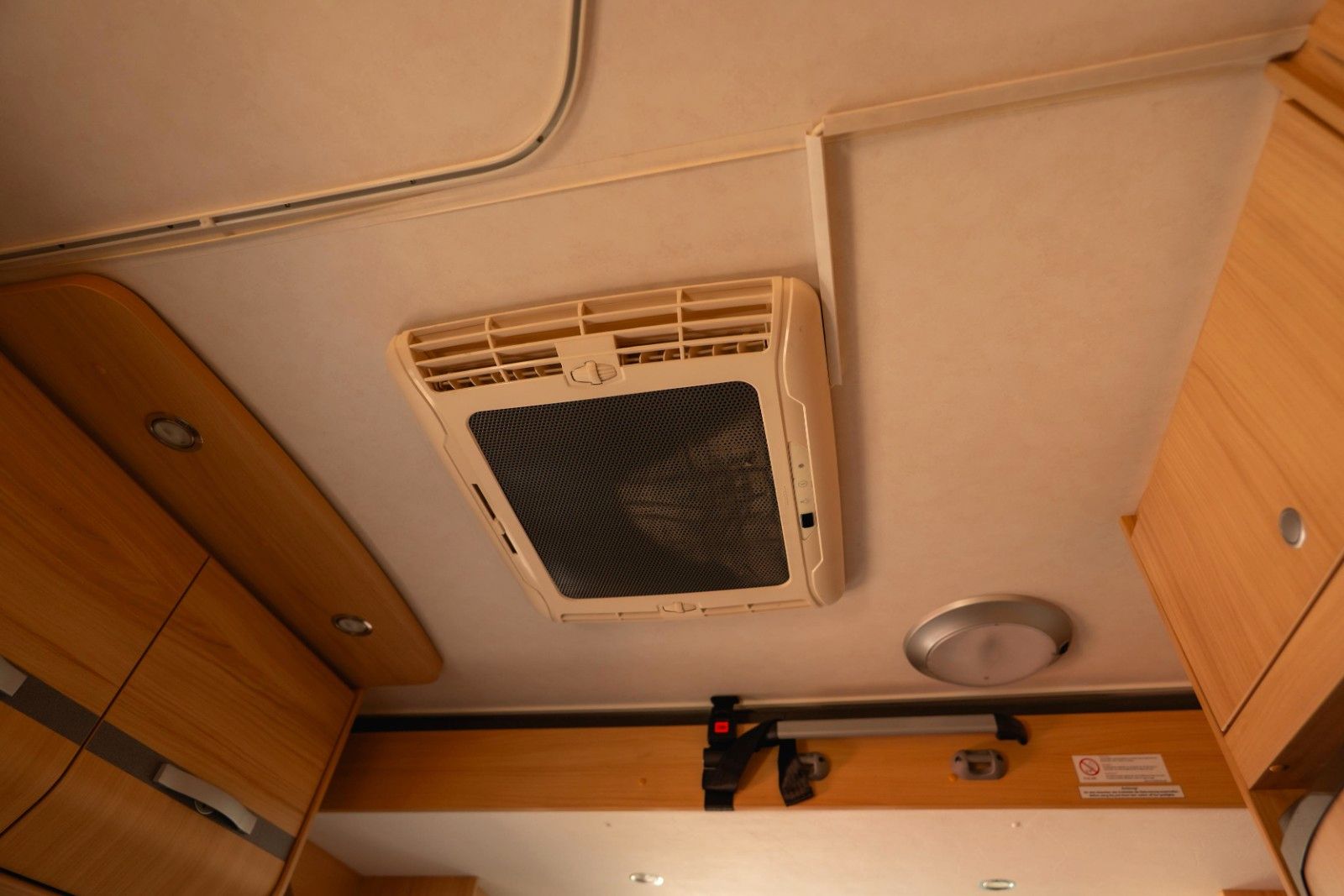 Fahrzeugabbildung Fiat Ducato Alkoven *6 Schlafplätze*Markise*Klima*