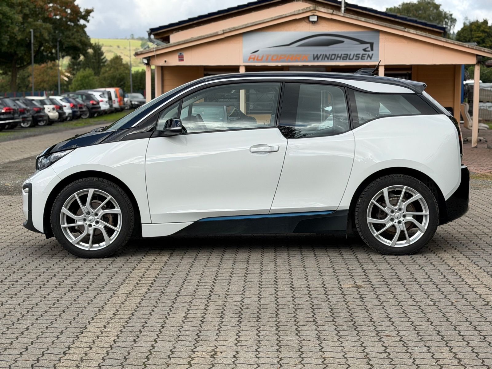 BMW i3 (120 Ah) *1 HAND *52 TKM *170 PS *TÜV NEU imagem 2