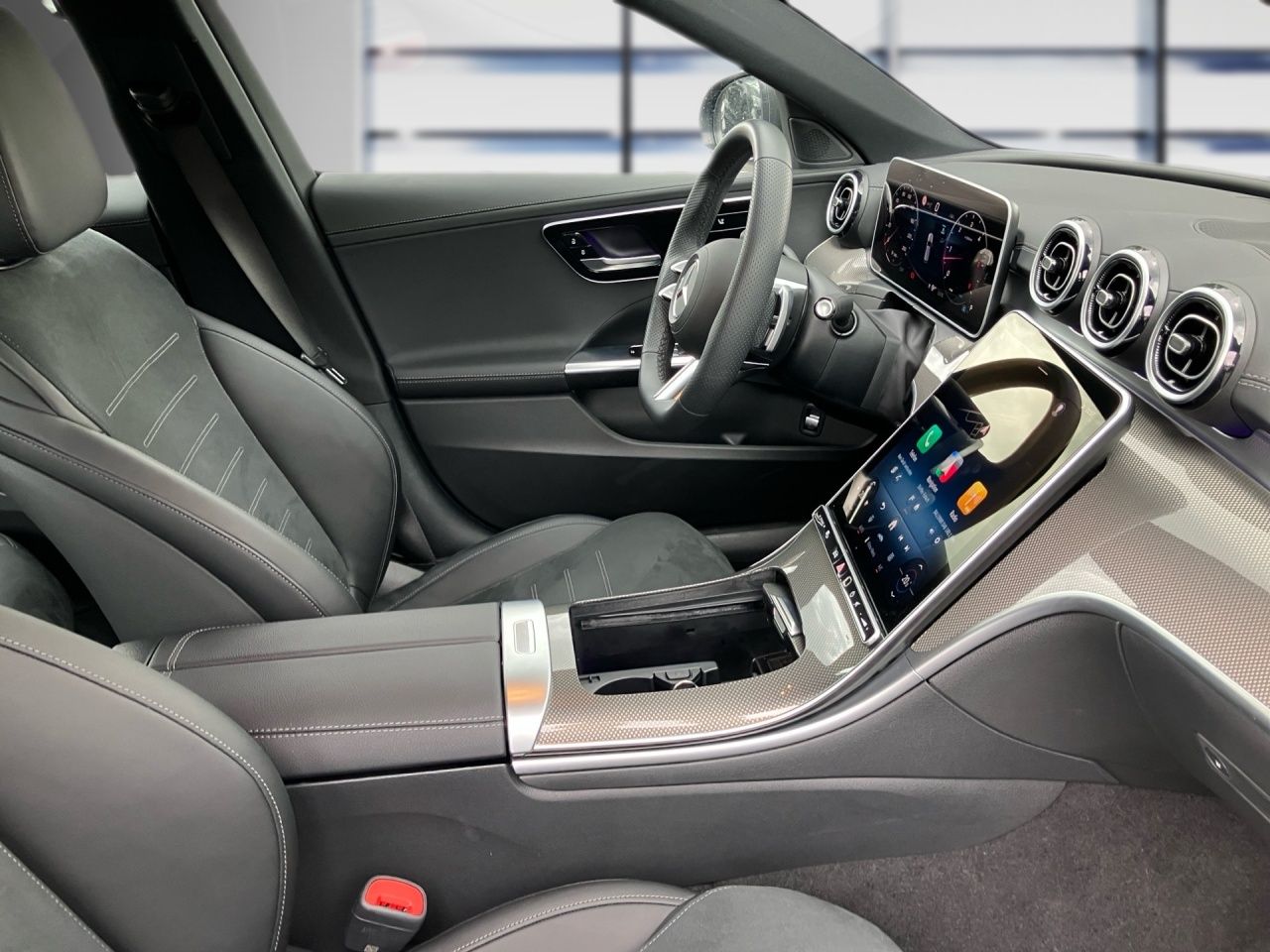 Fahrzeugabbildung Mercedes-Benz C 300 d T-Modell AMG+AHK+KAMERA+EASYPACK+AMBIENT