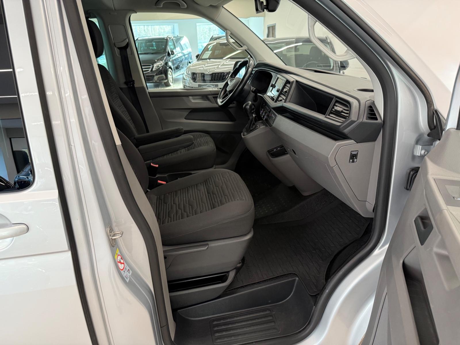 Volkswagen T6.1 Caravelle 4 Motion  DSG NAVI LED 8 SITZE