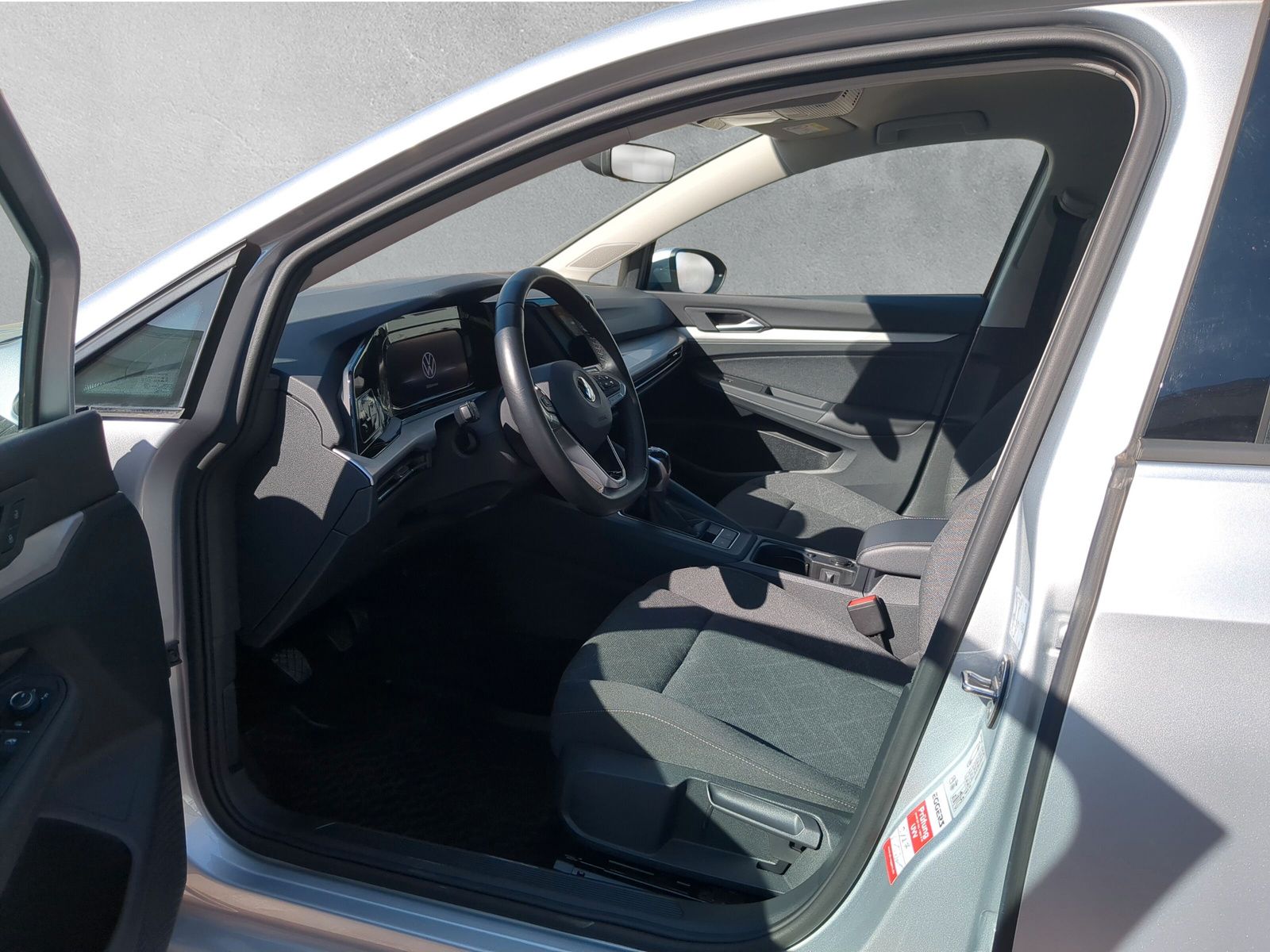 Fahrzeugabbildung Volkswagen Golf Variant 2.0 TDI Life LED AppConnect SHZ ACC