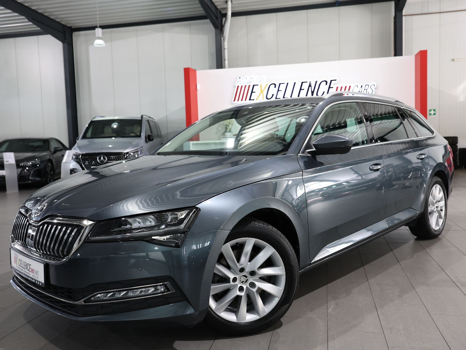 Skoda Superb Combi 2.0 TDI DSG 4x4 STYLE VC NAVI APP foto 5