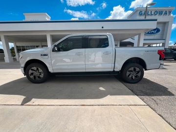 Ford F 150 LightningFlash gr Batt Neuwagen IN HAMBURG