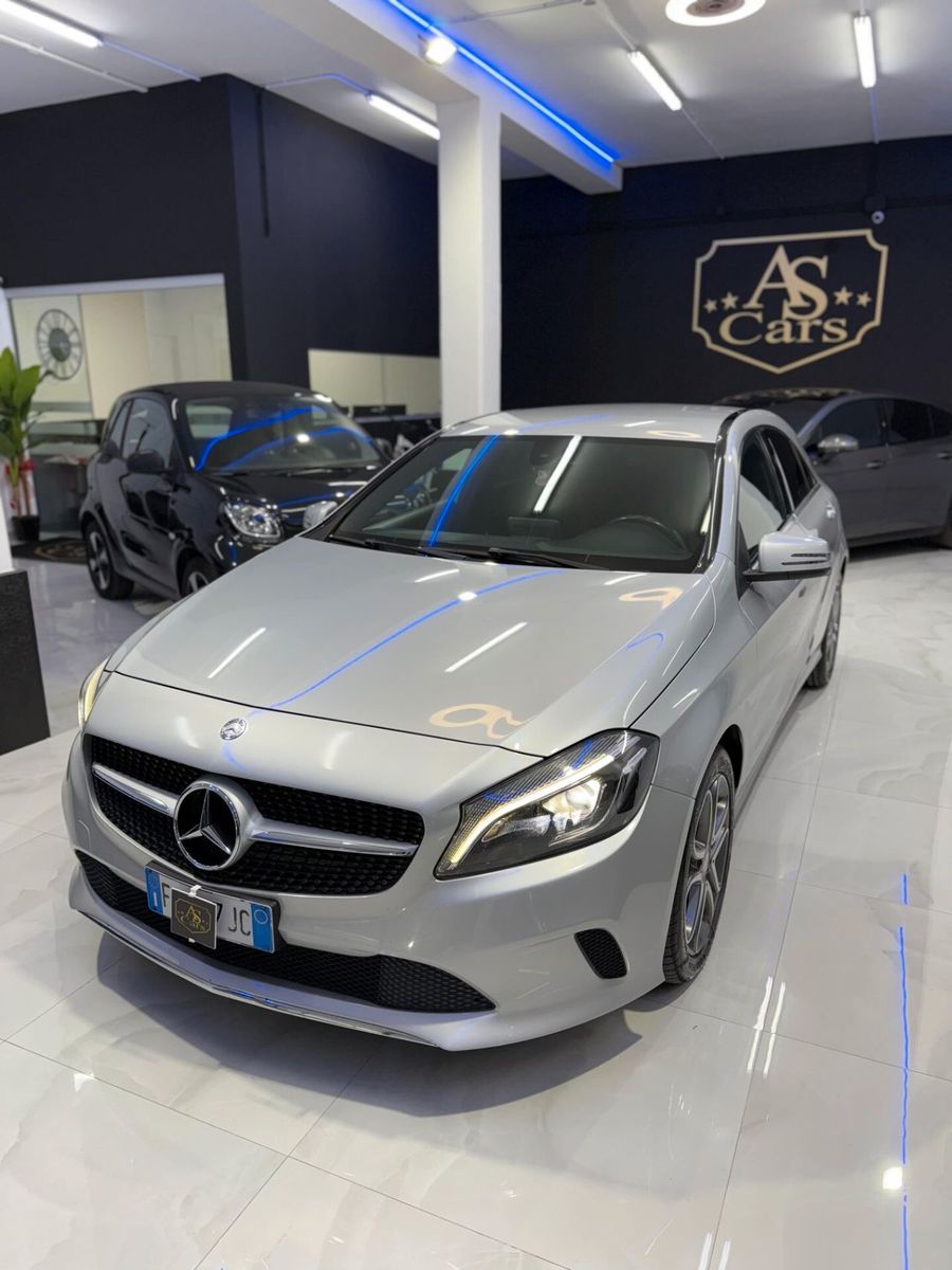 MERCEDES-BENZ A 180