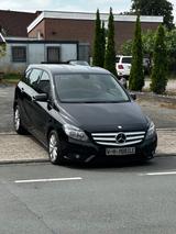 Mercedes-Benz B 200  AUTOMATIK