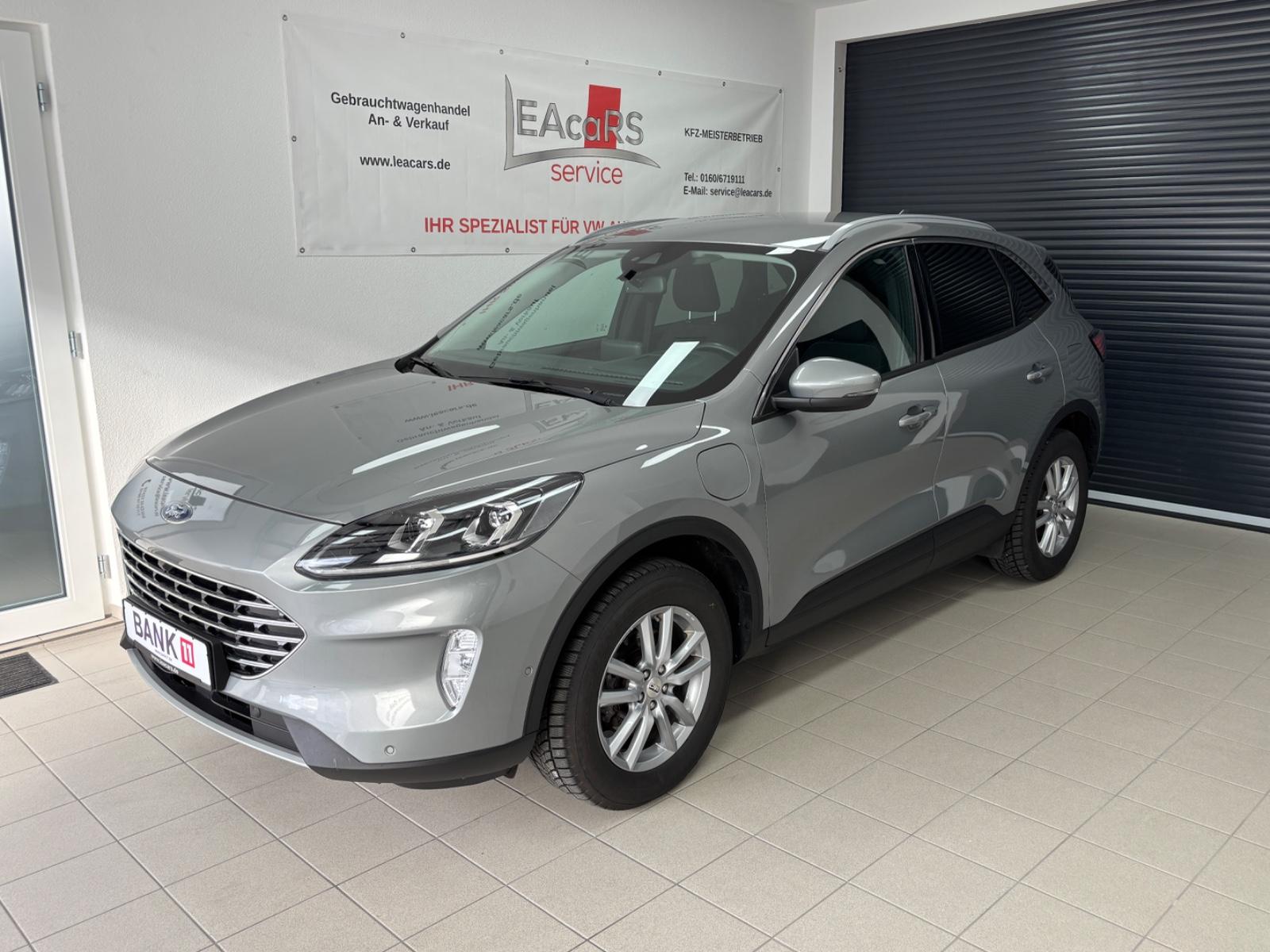 Ford Kuga Plug-In Hybrid Titanium/AHK/Navi/LED
